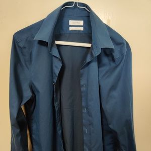 Calvin Klein Men's Dress Shirt Slim Fit